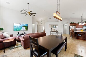 Building Photo - 1250 Silverstrand Dr