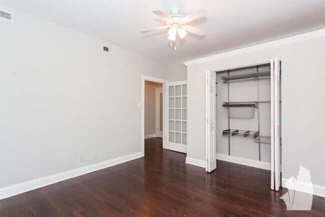 Foto del edificio - 4810 N Paulina St