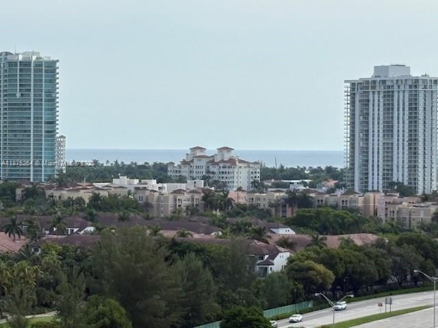 Foto del edificio - 3300 NE 191st St