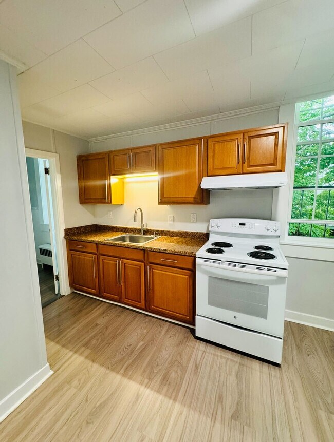 Foto del edificio - 40 Pond St