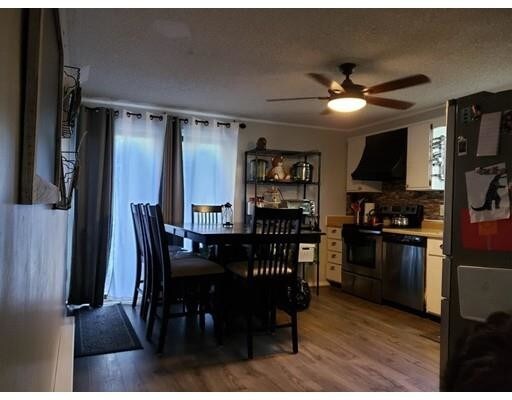Building Photo - 17 Mountainshire Dr