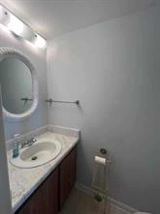 Building Photo - 1498 Demere Rd