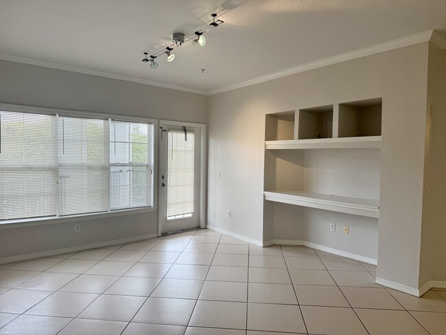 Building Photo - 3621 Conroy Rd