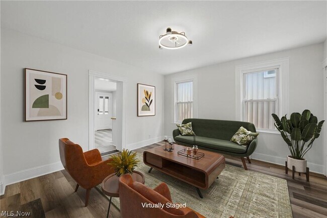 Foto del edificio - 2471 Tremont Ave