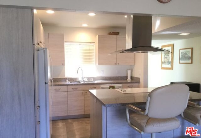 Foto del edificio - 40274 Bay Hill Way