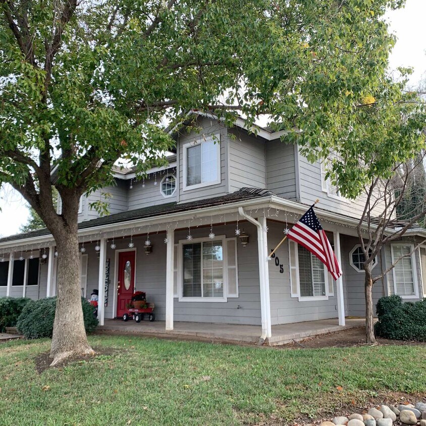 505 Rolling Hills St, Exeter, CA 93221 House Rental in Exeter, CA