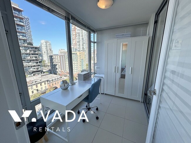 Building Photo - Elan Furnished 2 Bed Apartment Rental 1404...