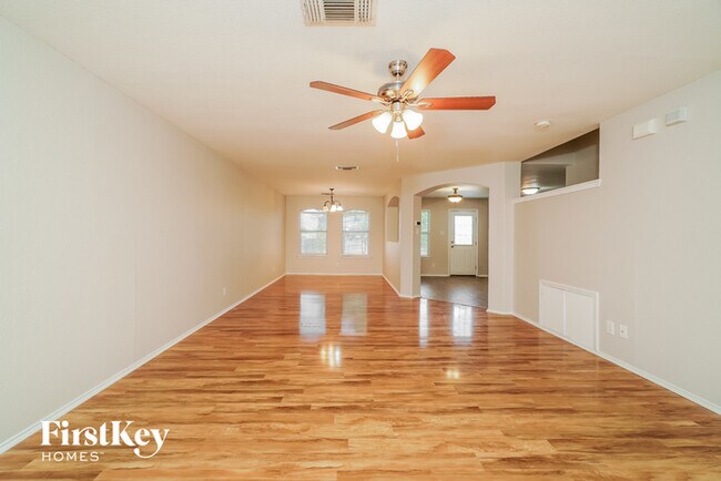 Building Photo - 10115 Red Iron Creek