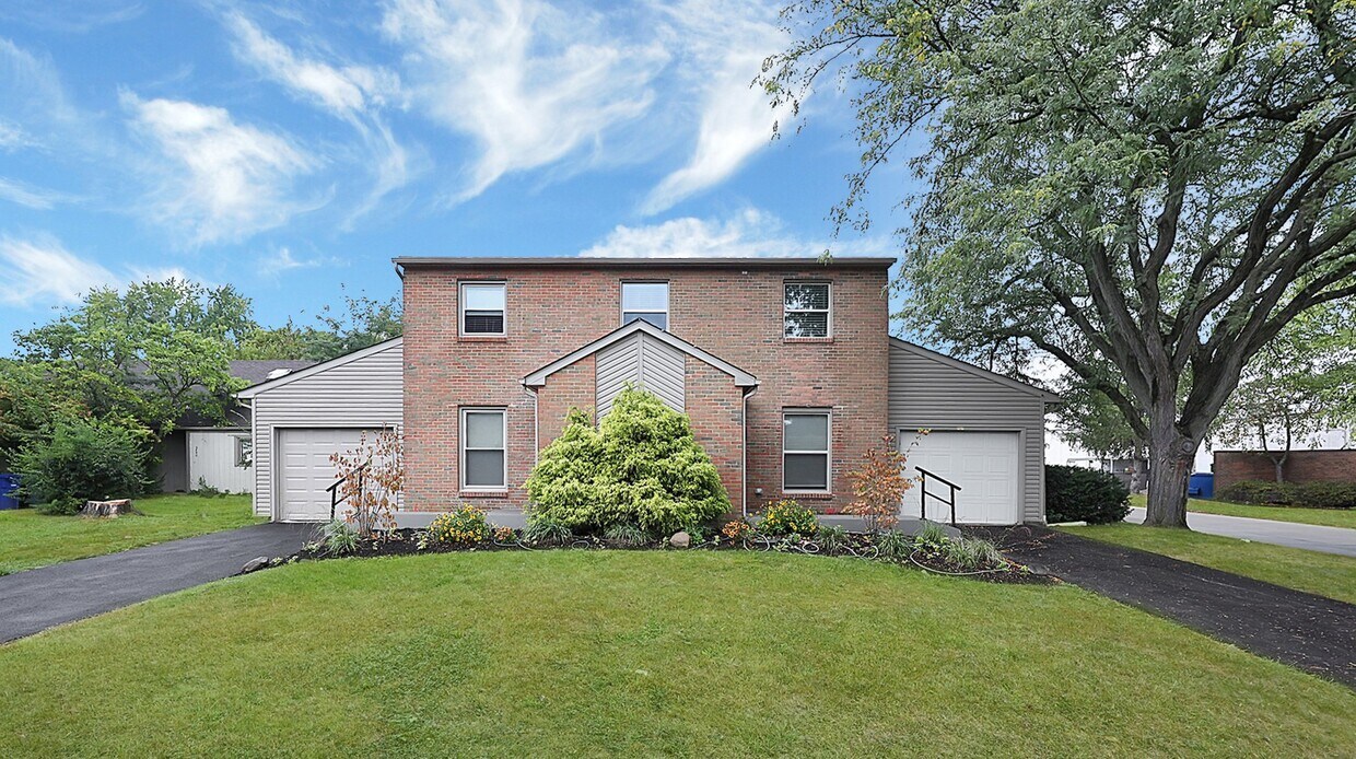 Primary Photo - 2878 Cranston Dr