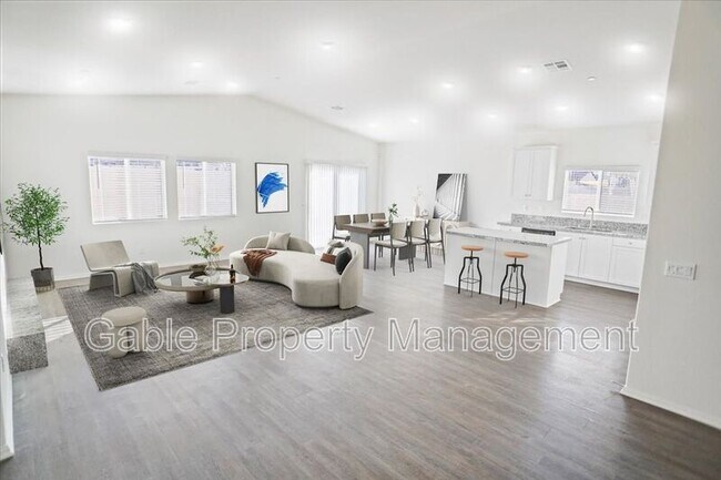 Foto del edificio - 4314 W Ave J 1