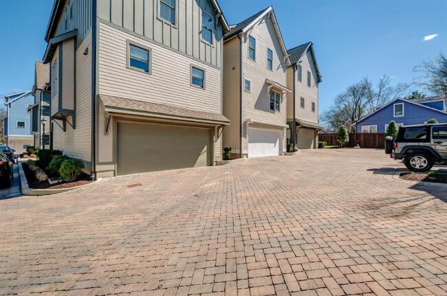 Foto del edificio - 604 Centerpoint Ln