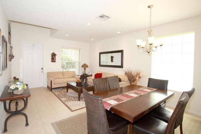 Building Photo - 588 Belle Grove Ln