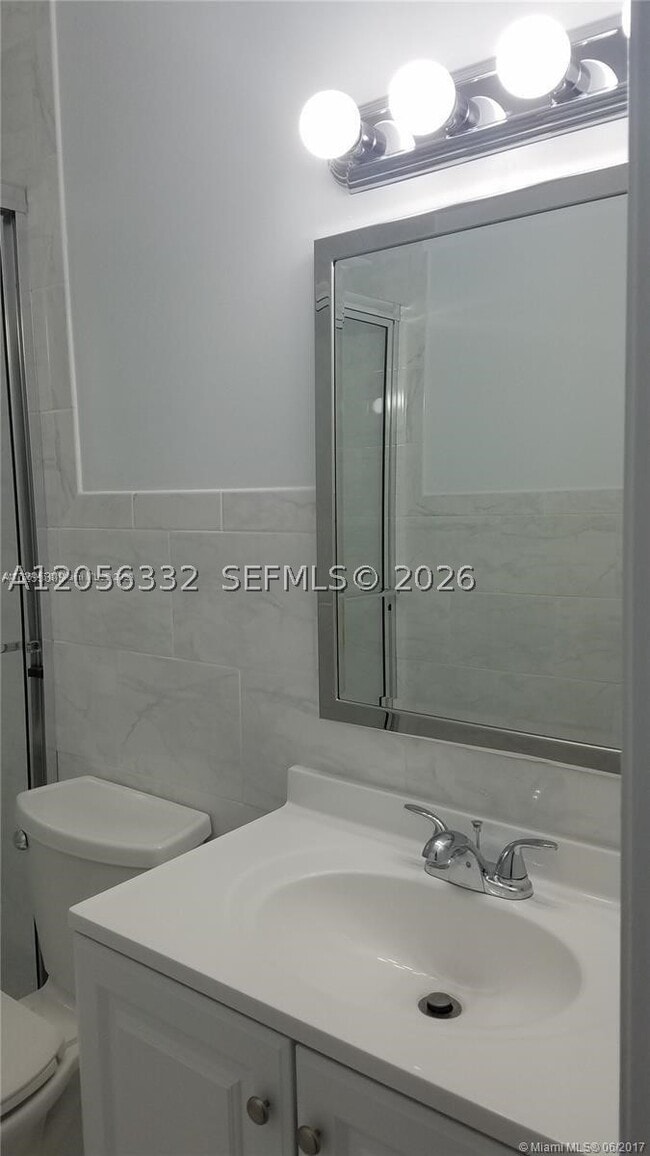 Building Photo - 16901 NW 70th Ave