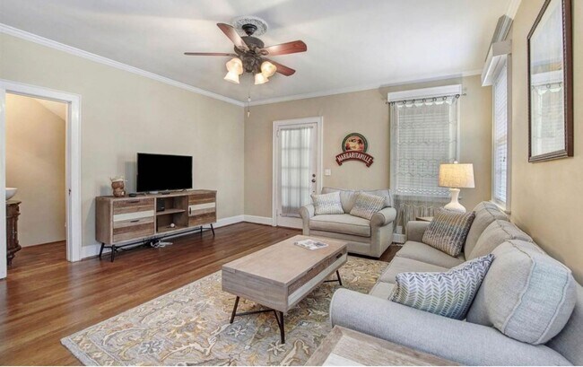 Foto del edificio - Wales Garden- Fully Furnished Unit