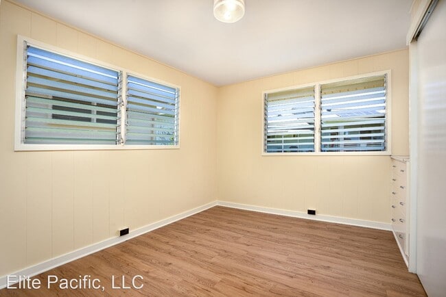 Building Photo - 3 br, 1 bath House - 2977 Aukoi Street