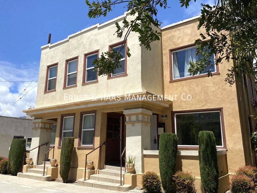 Foto principal - 621 W 3rd St