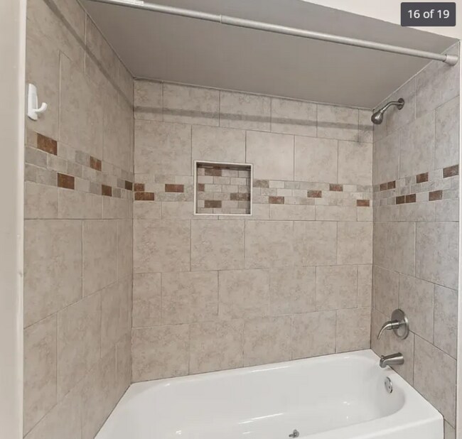 Foto del edificio - 2539 Hillsboro Ave