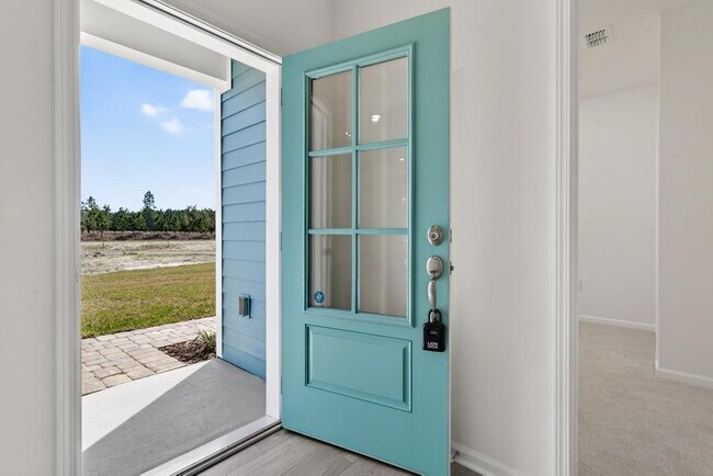 Building Photo - 368 Woods Ln