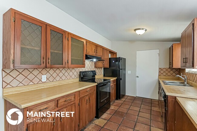 Foto del edificio - 7126 E 34th St