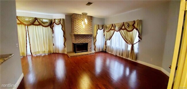 Building Photo - 4 br, 4 bath House - 3154 Hunter Pl