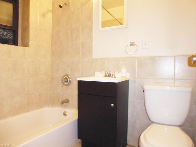 Foto del edificio - 20 Underhill Ave