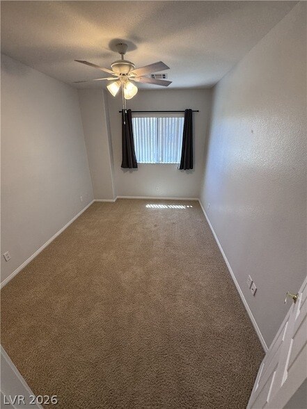 Foto del edificio - 9016 Barnwell Ave