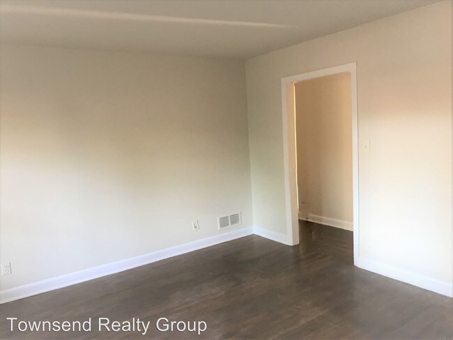 Building Photo - 3708 Rosehaven Dr
