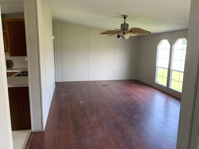 Foto del edificio - 8400 W Oaklawn Rd