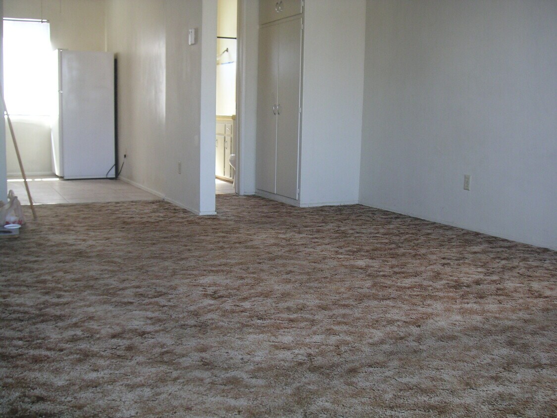 Primary Photo - 4959 68th St