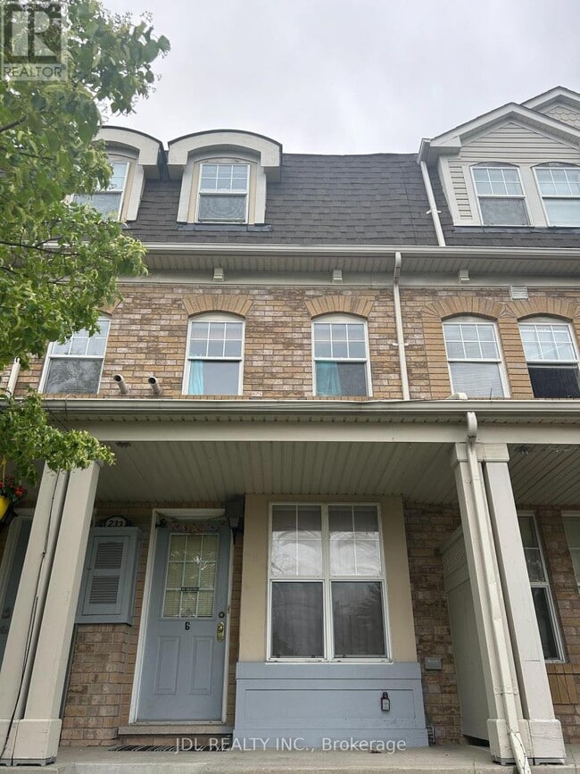 Building Photo - 233 Rouge River Dr