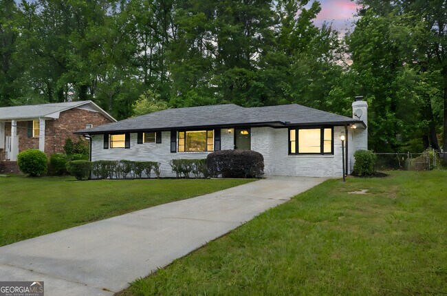 Foto del edificio - 2315 Shancey Ln