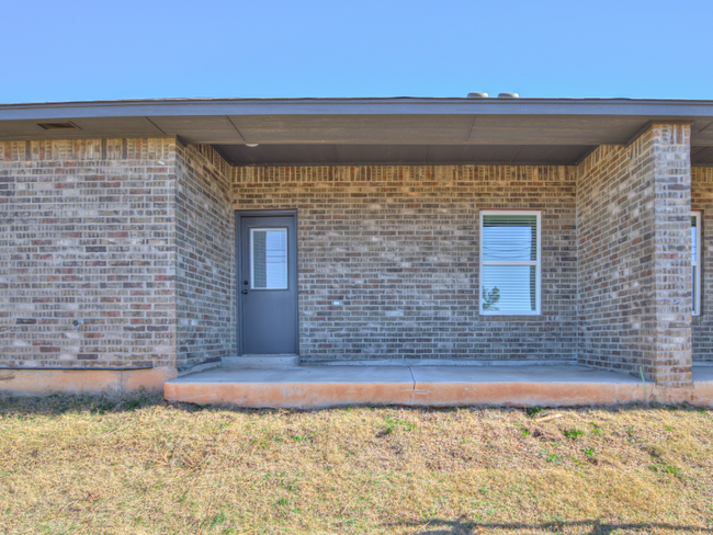 Building Photo - 2807 Josie Cir