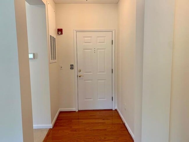Building Photo - 426 Eyam Hall Ln