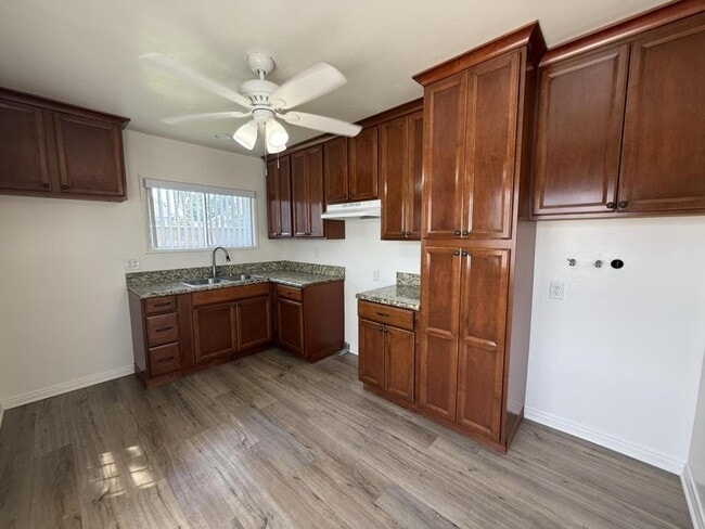 Photo - 15558 Cornuta Ave House