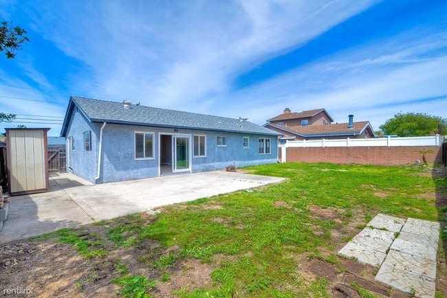 Building Photo - 4781 Mount Bigelow Dr