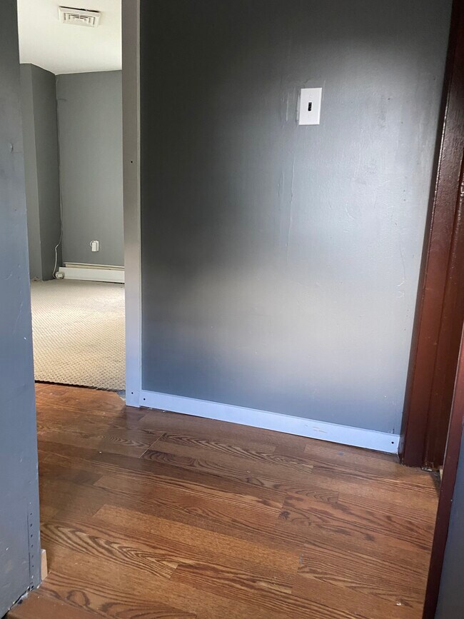 10 Glenwood Ave, Poughkeepsie, NY 12603 House Rental in Poughkeepsie