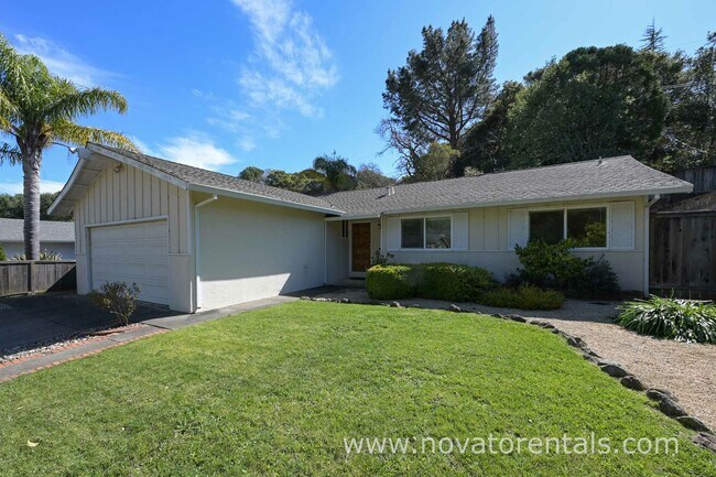 Foto del edificio - 2665 Center Rd