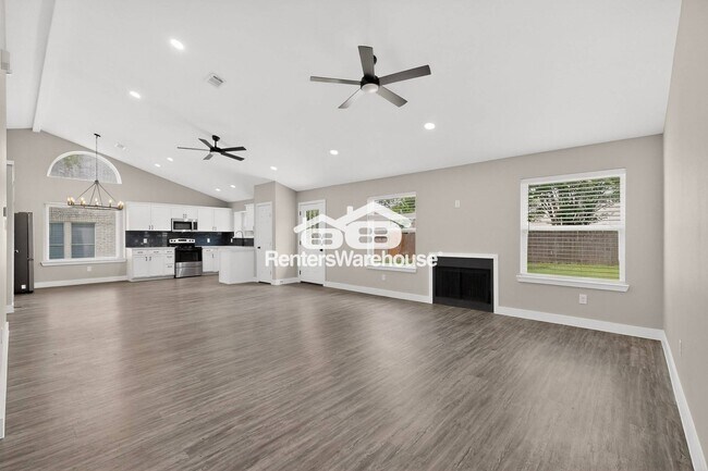 Foto del edificio - 7714 Bordeaux Ln