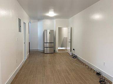 Foto del edificio - 1848-1880 80th St