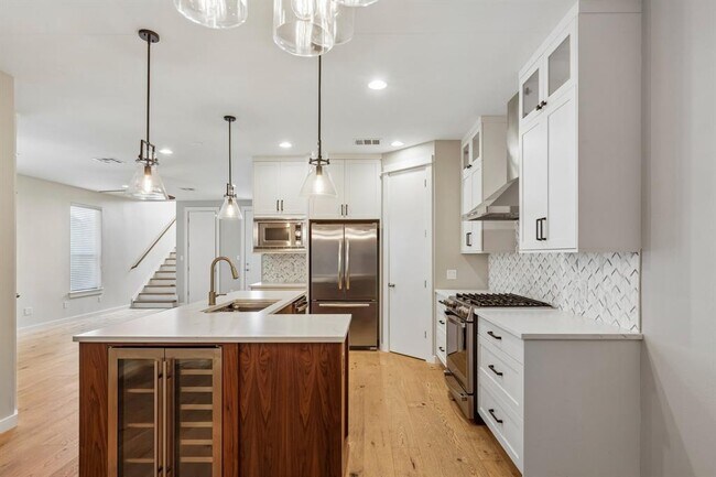 Foto del edificio - 3108 Corbin Ln