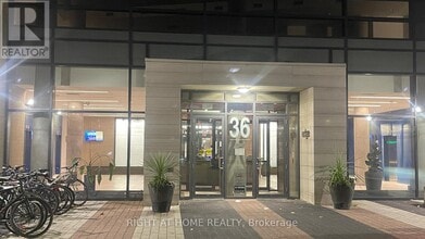 Building Photo - 36 Lisgar St
