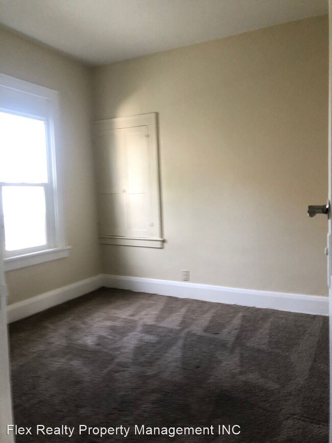 Foto del edificio - 3 br, 2 bath House - 33 EAST HUDSON ST