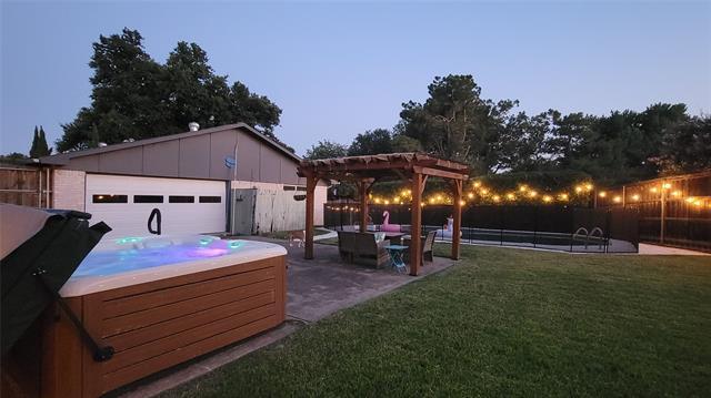 Foto principal - 3127 Falkland Rd