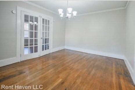 Building Photo - 4213 Ridgewood Ave