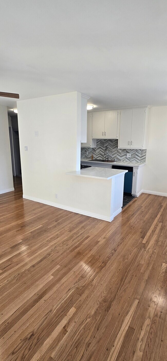 Foto del edificio - 2075 E Appleton St