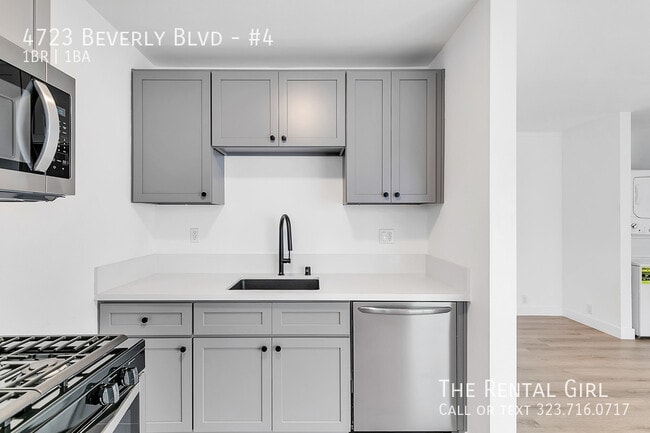 Building Photo - LA'S BEST-KEPT SECRET! 1 BR/1 BA GEM W/ PA...