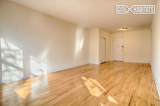 Building Photo - 10230 Queens Blvd