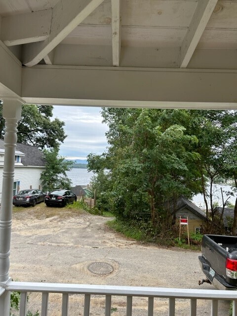 Foto del edificio - 30 Veterans Ave