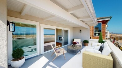 Building Photo - 1127 E Balboa Blvd