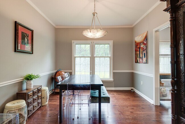 Building Photo - One Level 3 Bed, 2 Bath Condo in Belle Meade